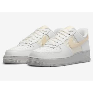 کفش پیاده روی اورجینال برند Nike مدل Air Force 1 ’07 Ess کد 677347633