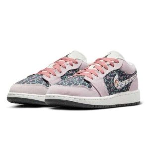 کتونی اورجینال برند Nike مدل Air Jordan 1 Low SE کد 805745198