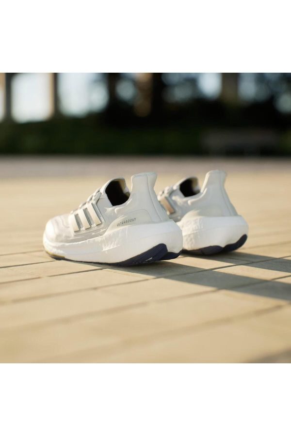 کفش دویدن اورجینال برند Adidas مدل Ultraboost Light کد 806147610 - Image 5