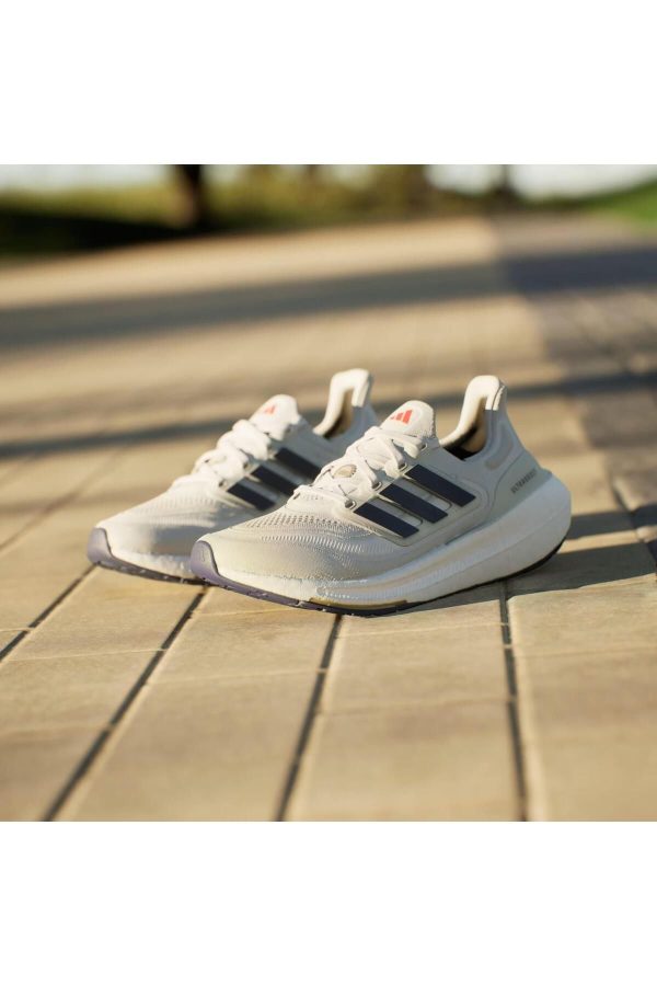 کفش دویدن اورجینال برند Adidas مدل Ultraboost Light کد 806147610 - Image 7